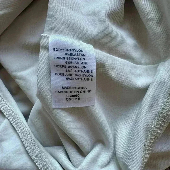 NWT Women's House of Harlow Cream Thong Short Sleeve Bodysuit Size Medium - Picture 6 of 8